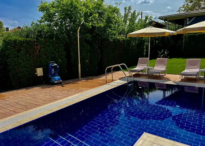 Petra- Medovo, Sunny Къща за гости *