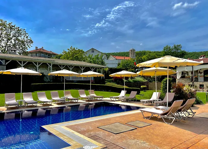 Къща за гости Petra- Medovo, Sunny