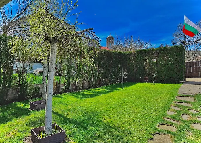 Къща за гости Petra- Medovo, Sunny Medovo