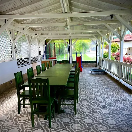 Petra- Medovo, Sunny Guest house Medovo